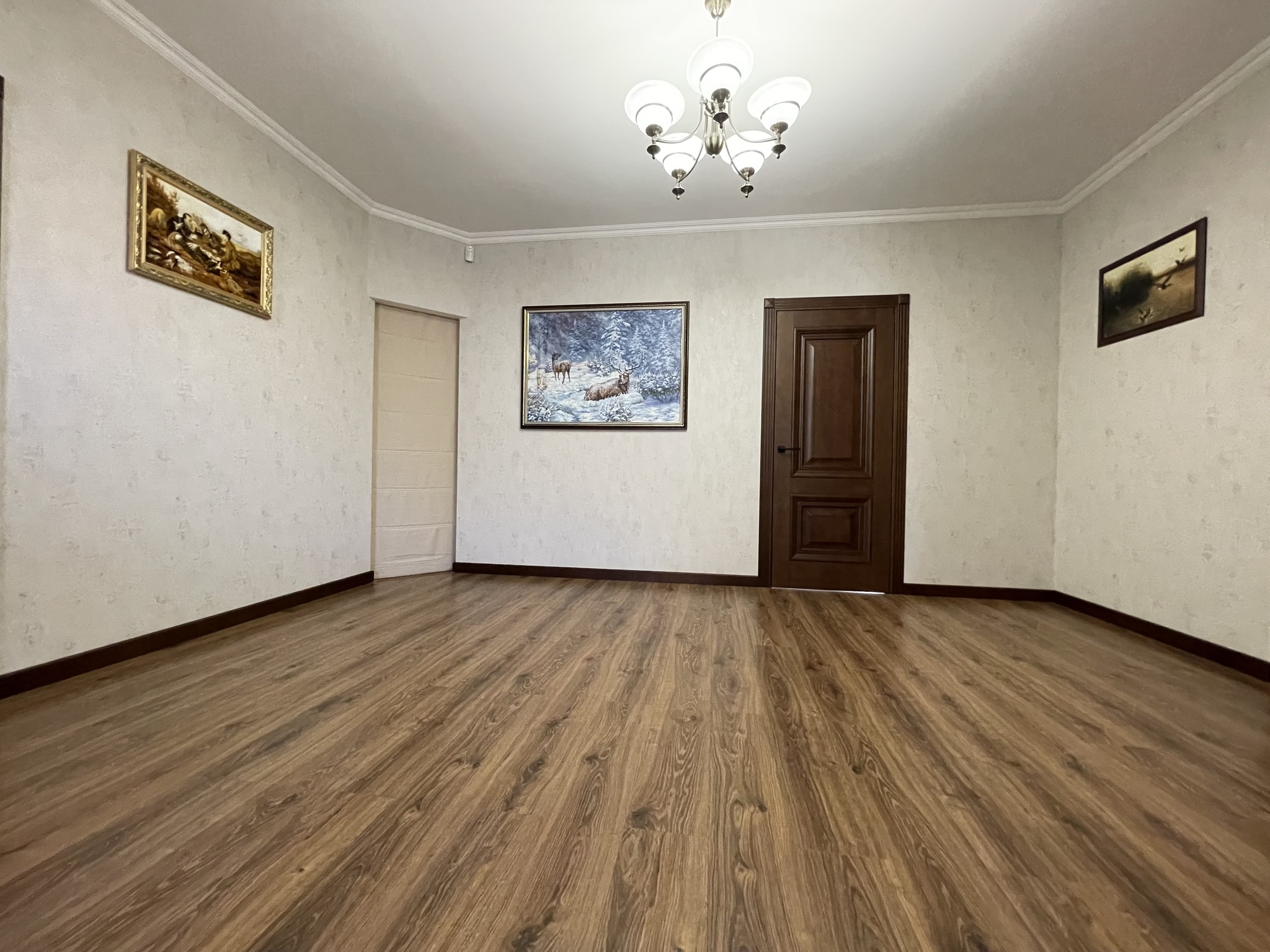 Продаж будинку 315 м²