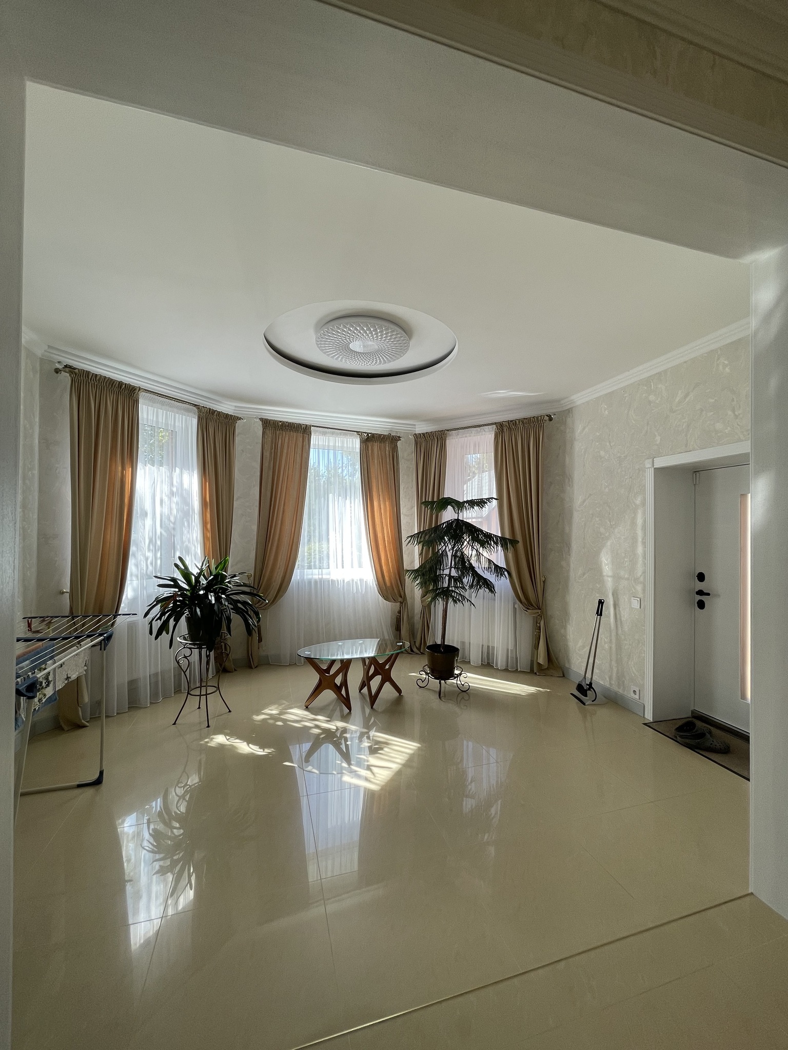 Продаж будинку 315 м²