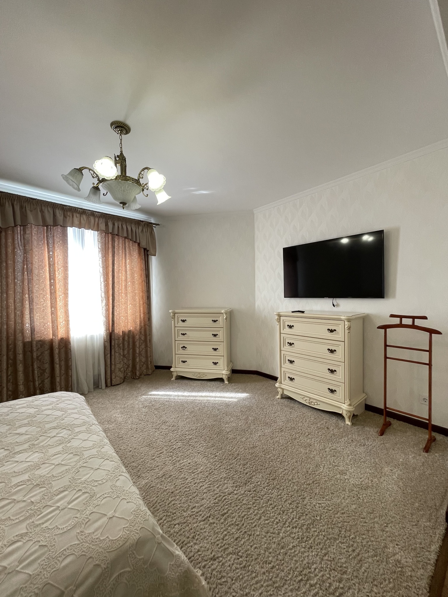 Продаж будинку 315 м²