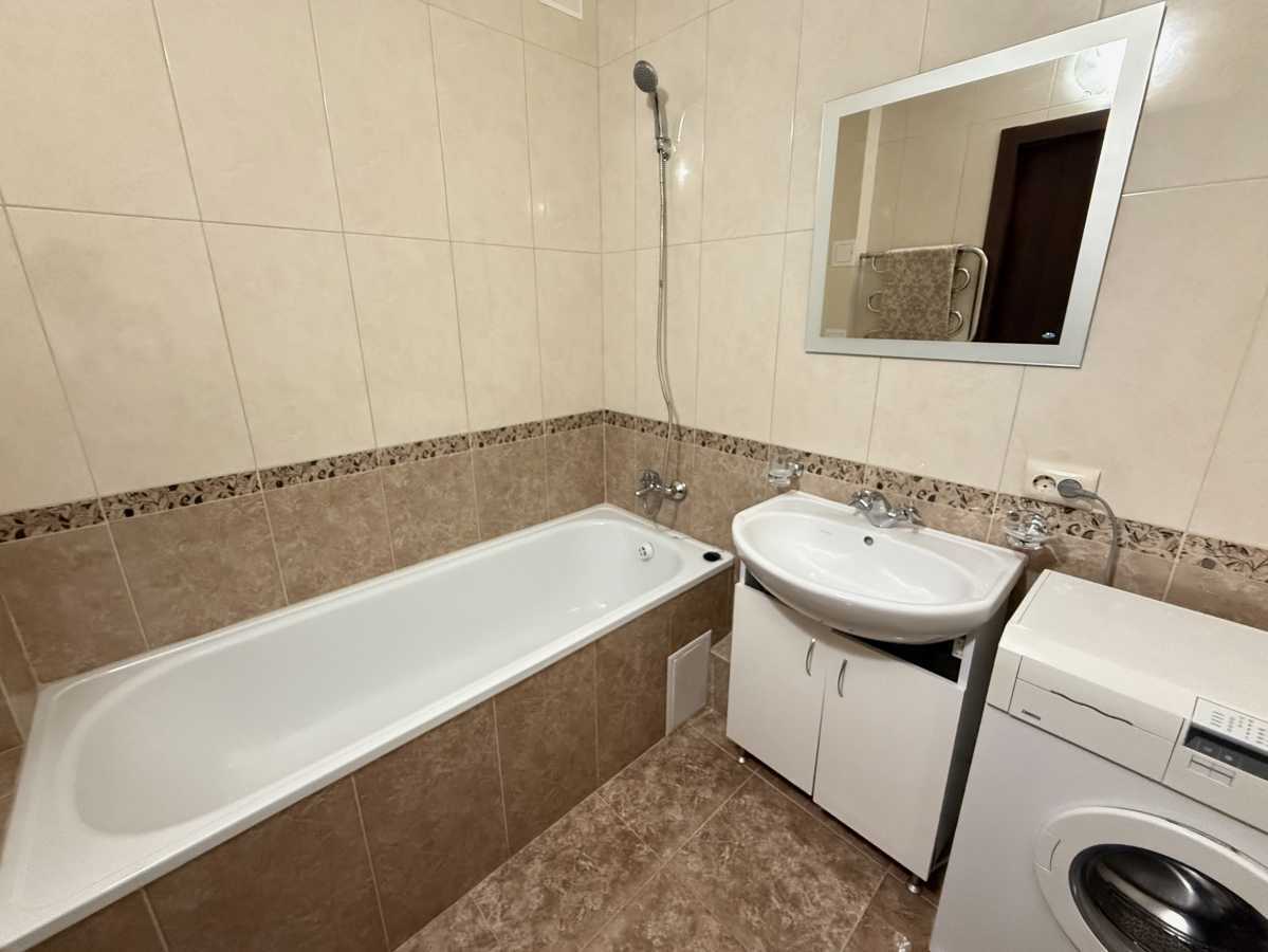 Продаж 2-кімнатної квартири 72 м², Науки просп., 60а
