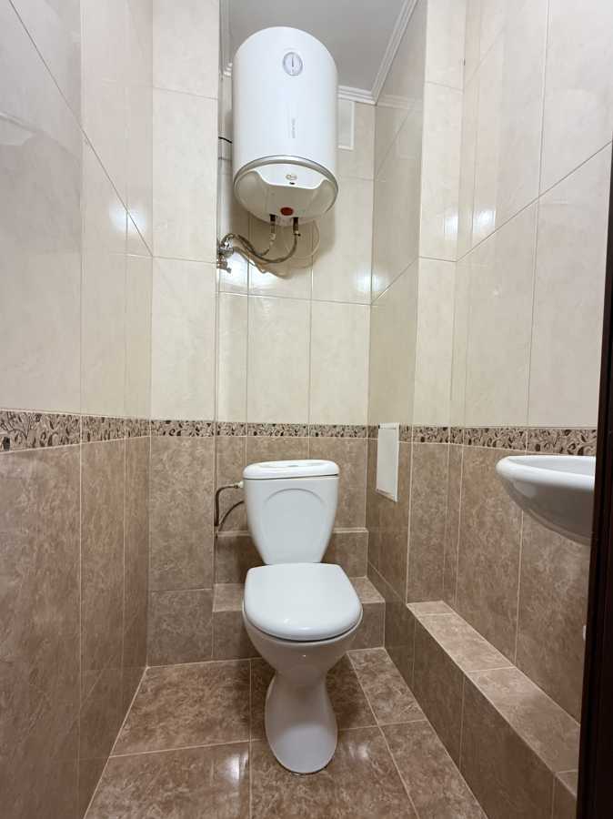 Продаж 2-кімнатної квартири 72 м², Науки просп., 60а
