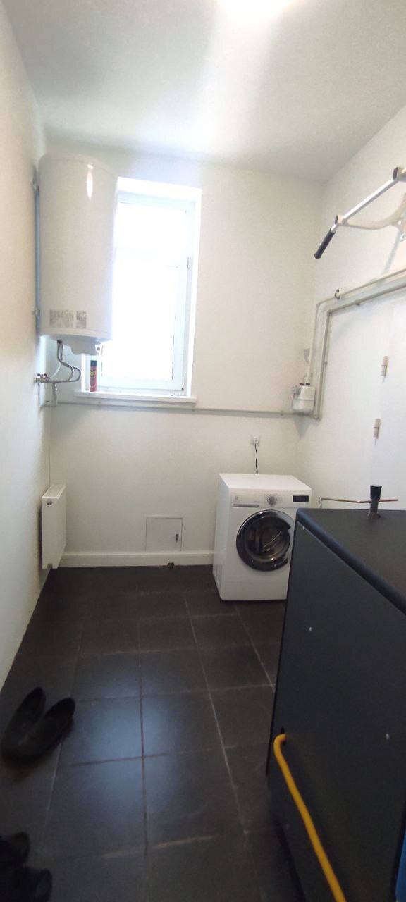 Продаж будинку 250 м²