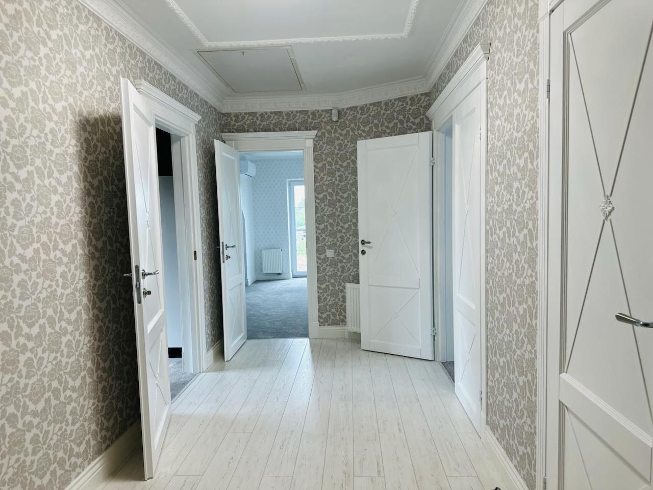 Продаж будинку 250 м²