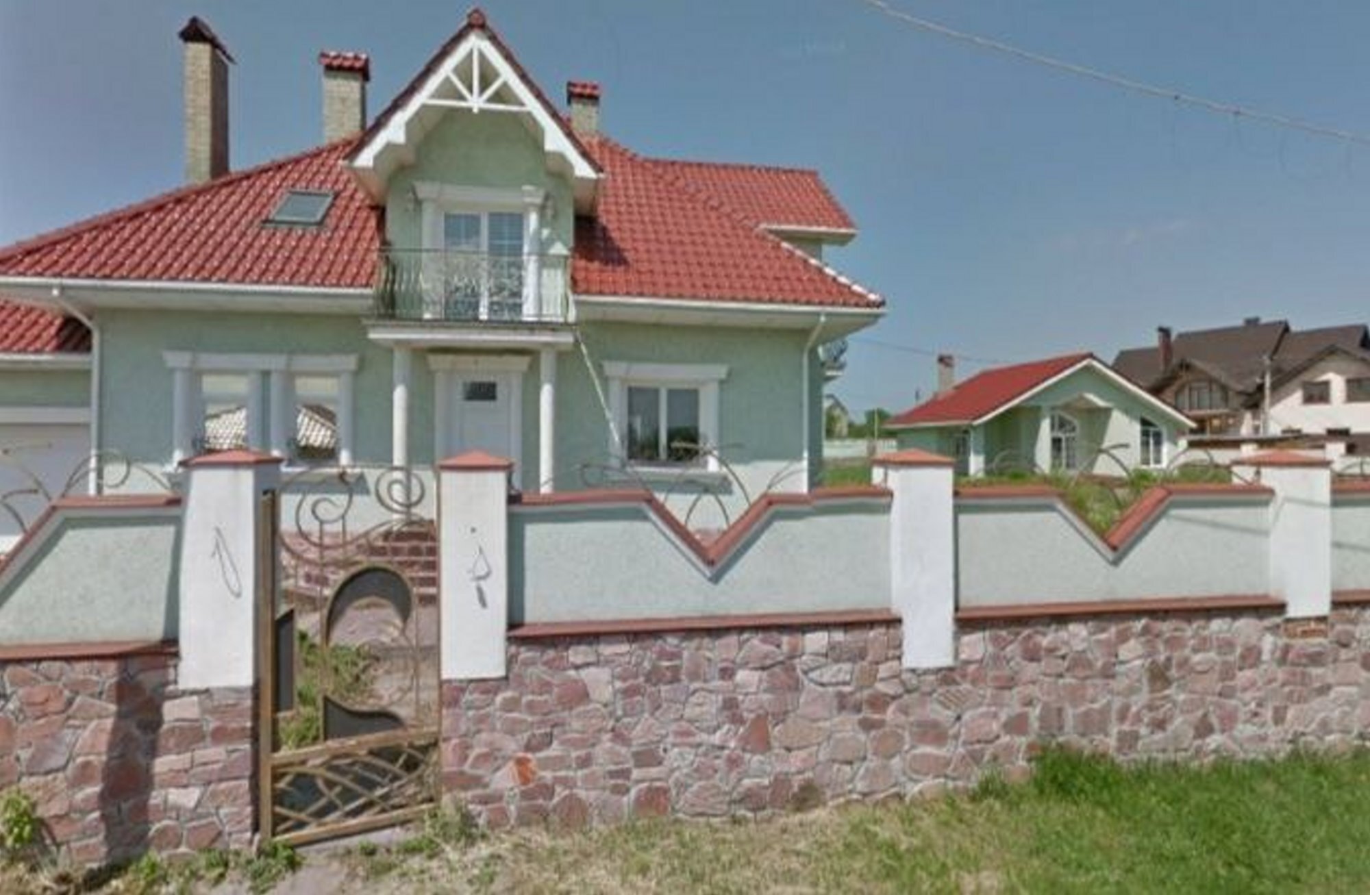Продаж будинку 250 м²