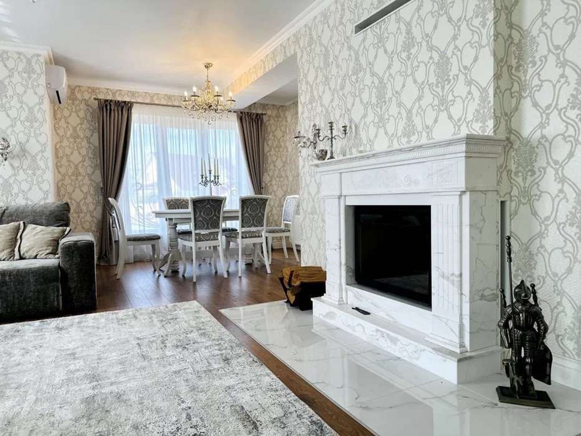 Продаж будинку 250 м²