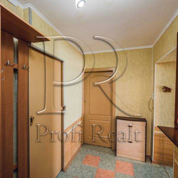 Продаж 3-кімнатної квартири 60 м², Володимирська вул., 2Б
