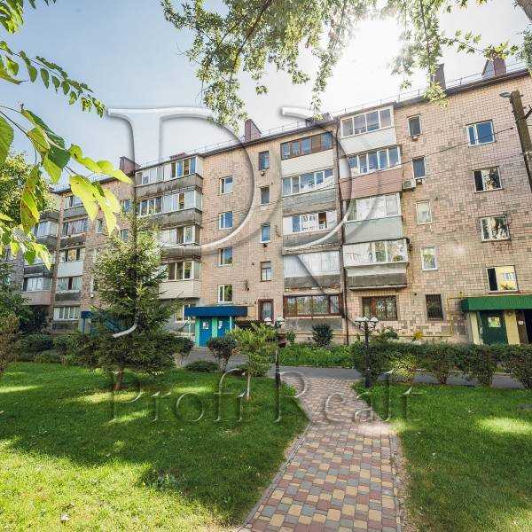 Продаж 3-кімнатної квартири 60 м², Володимирська вул., 2Б