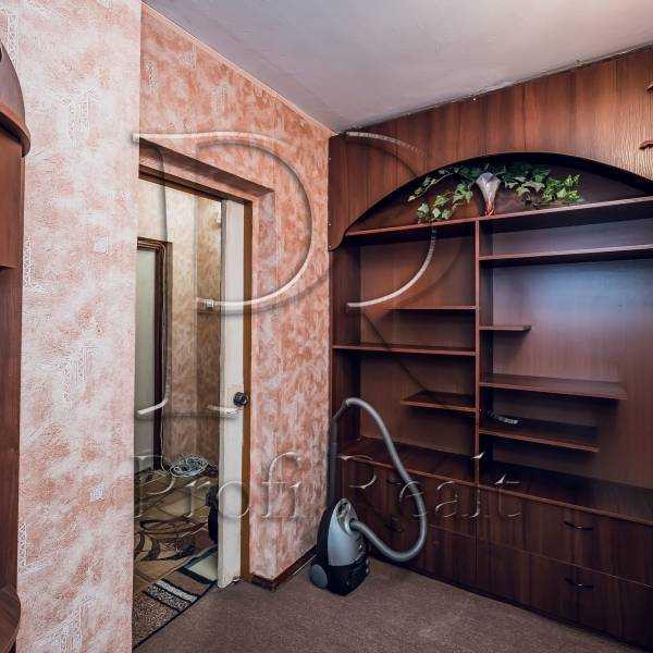 Продажа 3-комнатной квартиры 87 м², Вячеслава Черновола ул., 8