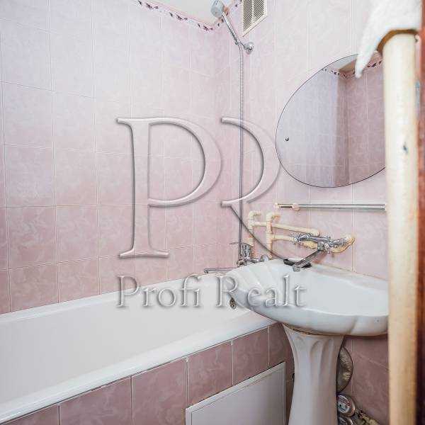 Продажа 3-комнатной квартиры 87 м², Вячеслава Черновола ул., 8