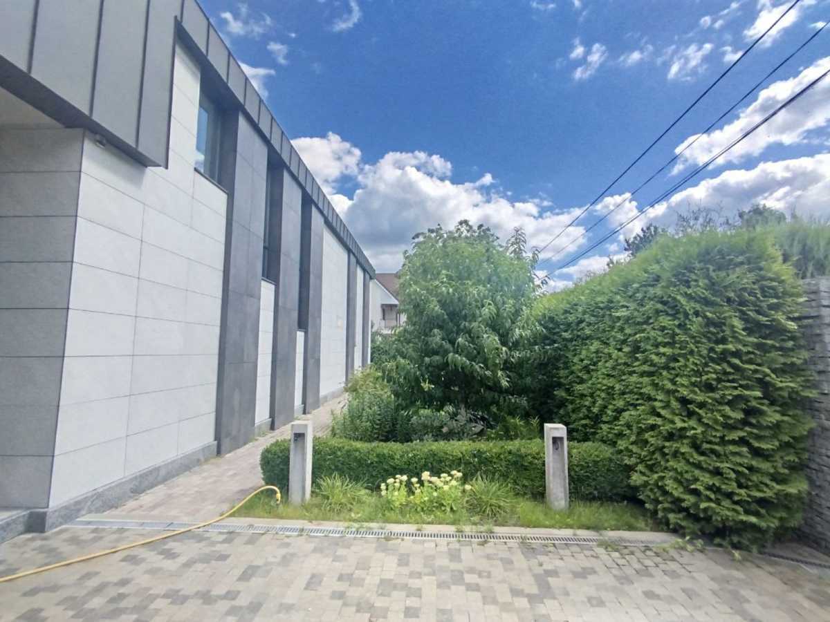 Продаж будинку 278 м², Лесі Українки, 56