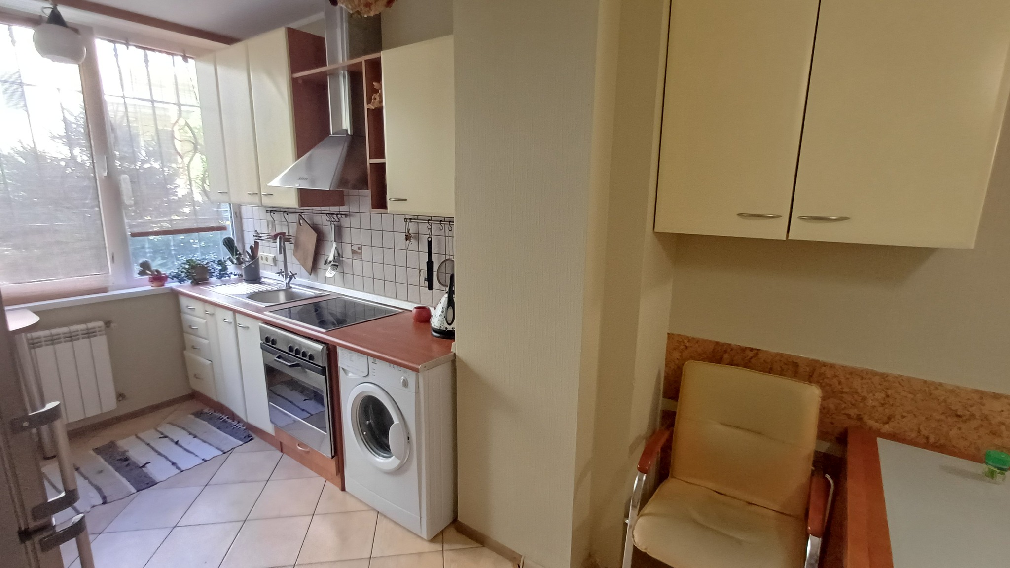 Продаж 1-кімнатної квартири 52 м², Лук`янівська вул., 63