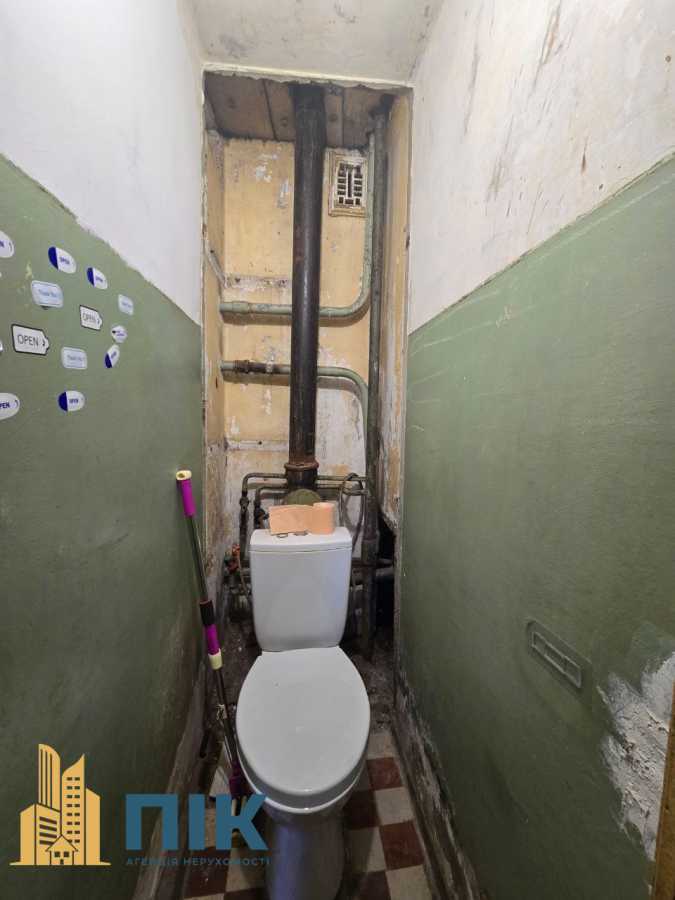 Продаж 2-кімнатної квартири 55 м², Академіка Заболотного вул., 128
