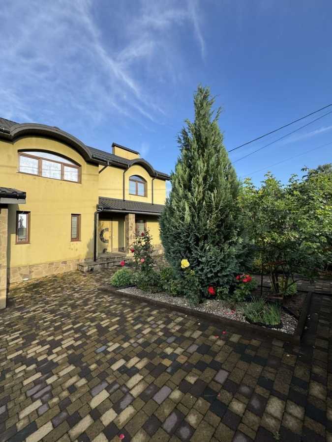 Продажа дома 195 м², Бурштинова