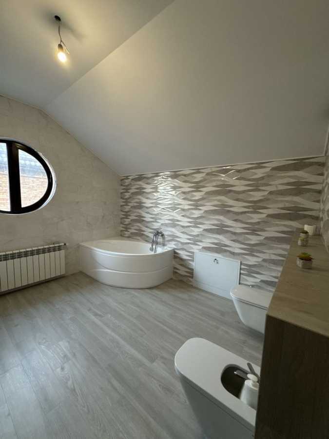 Продажа дома 195 м², Бурштинова
