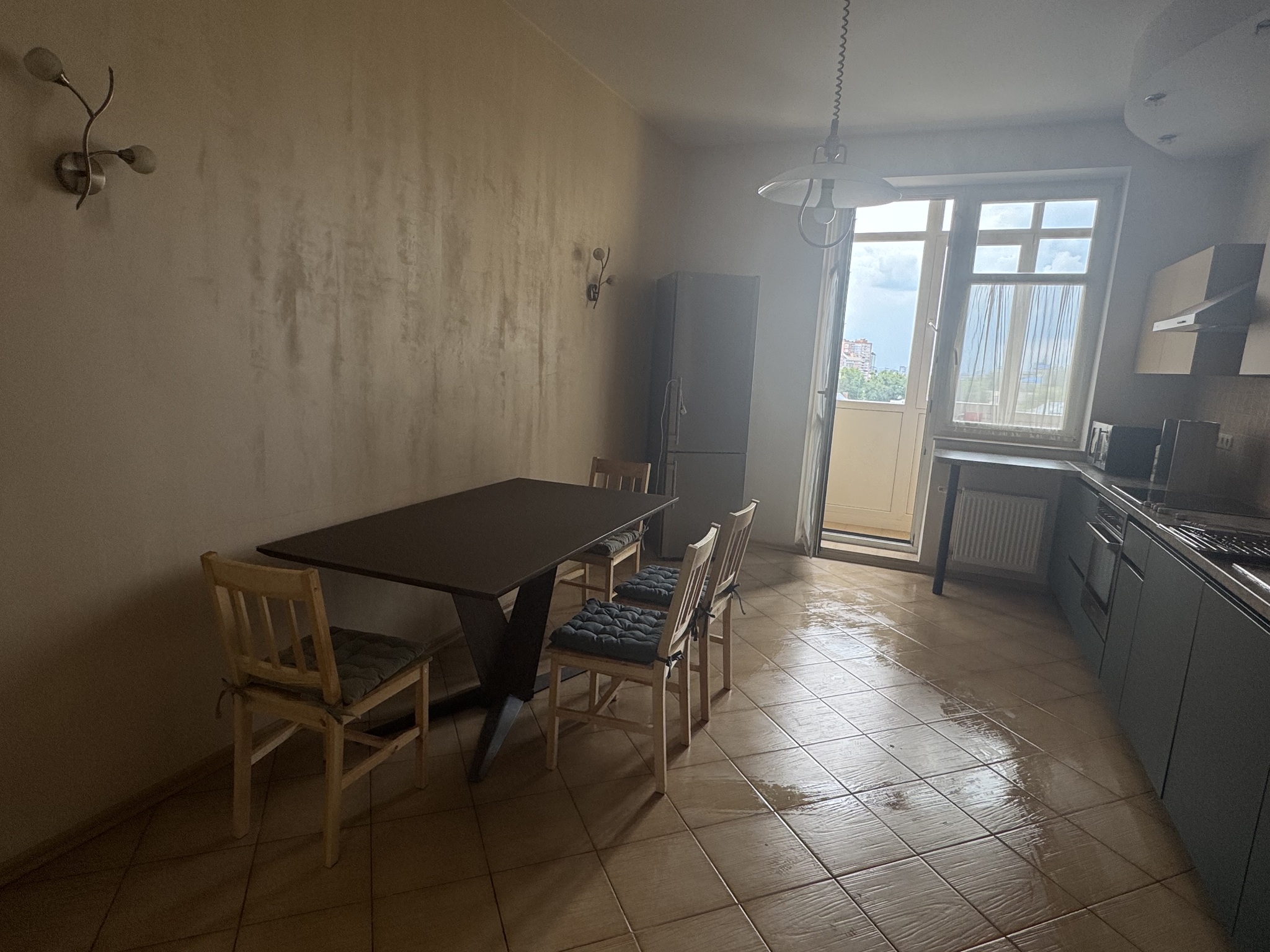 Аренда 3-комнатной квартиры 137 м², Евгения Коновальца ул., 32Б