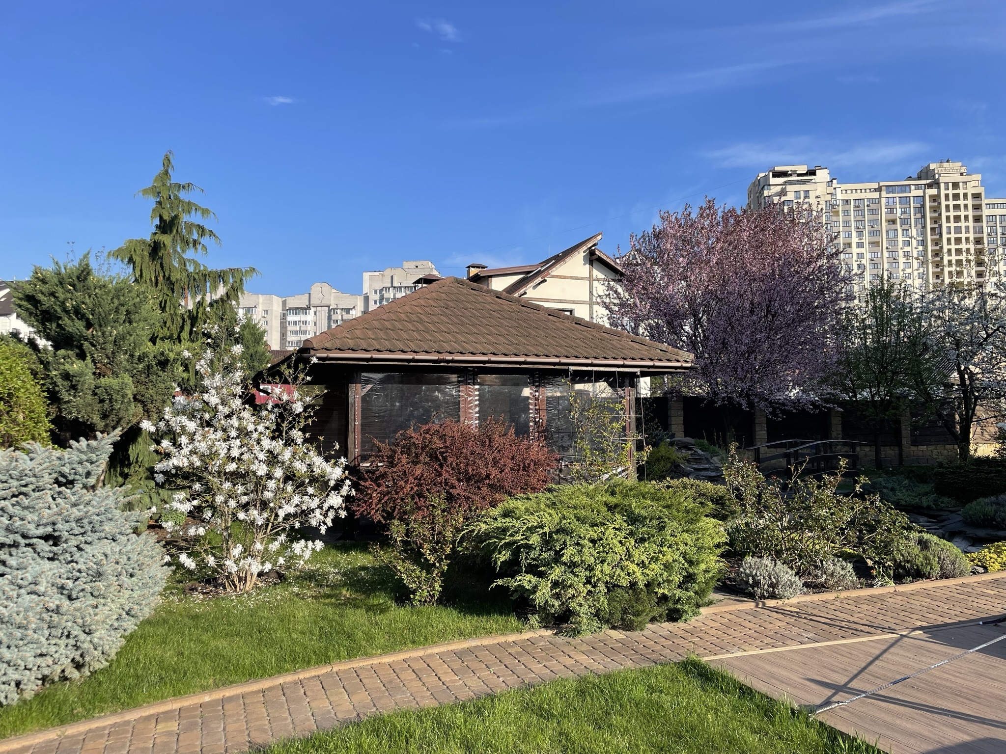 Аренда дома 280 м², Григория Гуляницкого ул., 32а