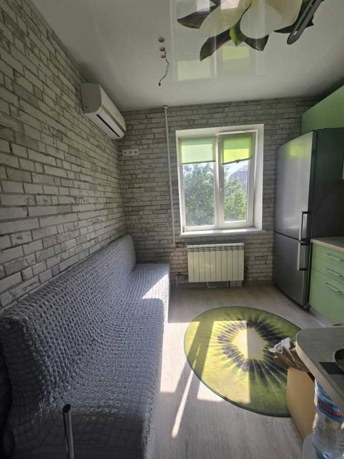 Аренда 2-комнатной квартиры 47 м², Михаила Донца ул., Ломоносова, 8