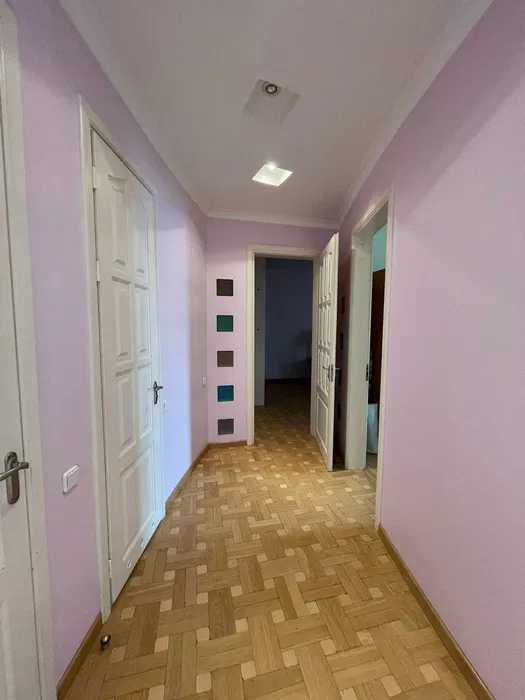 Аренда 3-комнатной квартиры 140 м², Владимира Антоновича ул., 140