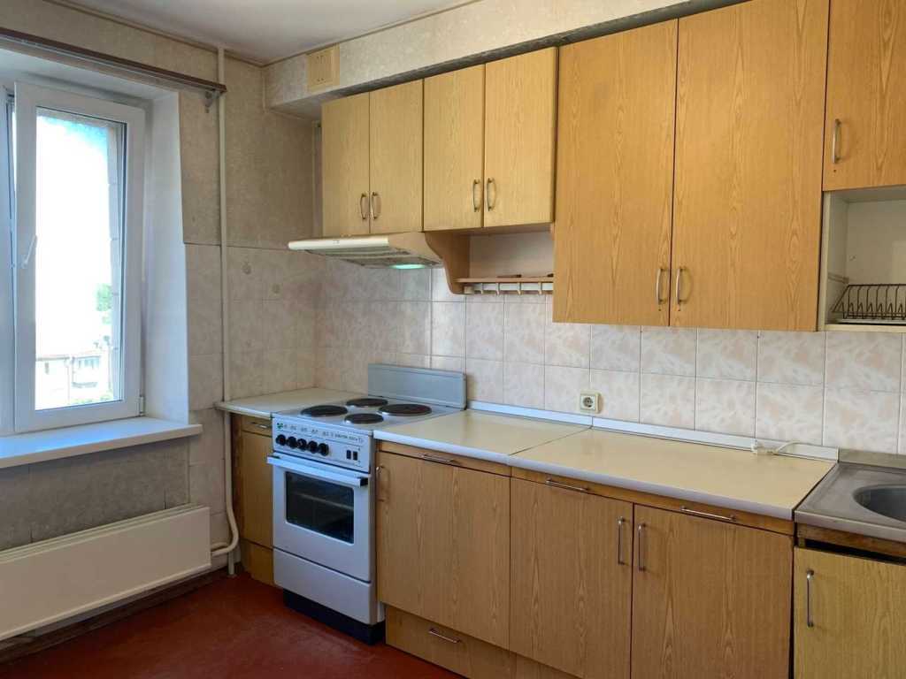 Продаж 2-кімнатної квартири 65 м², Золотоустівська вул., 4
