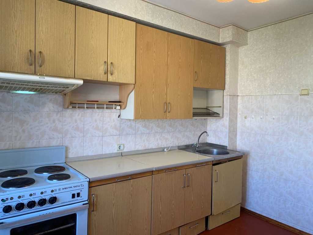 Продаж 2-кімнатної квартири 65 м², Золотоустівська вул., 4