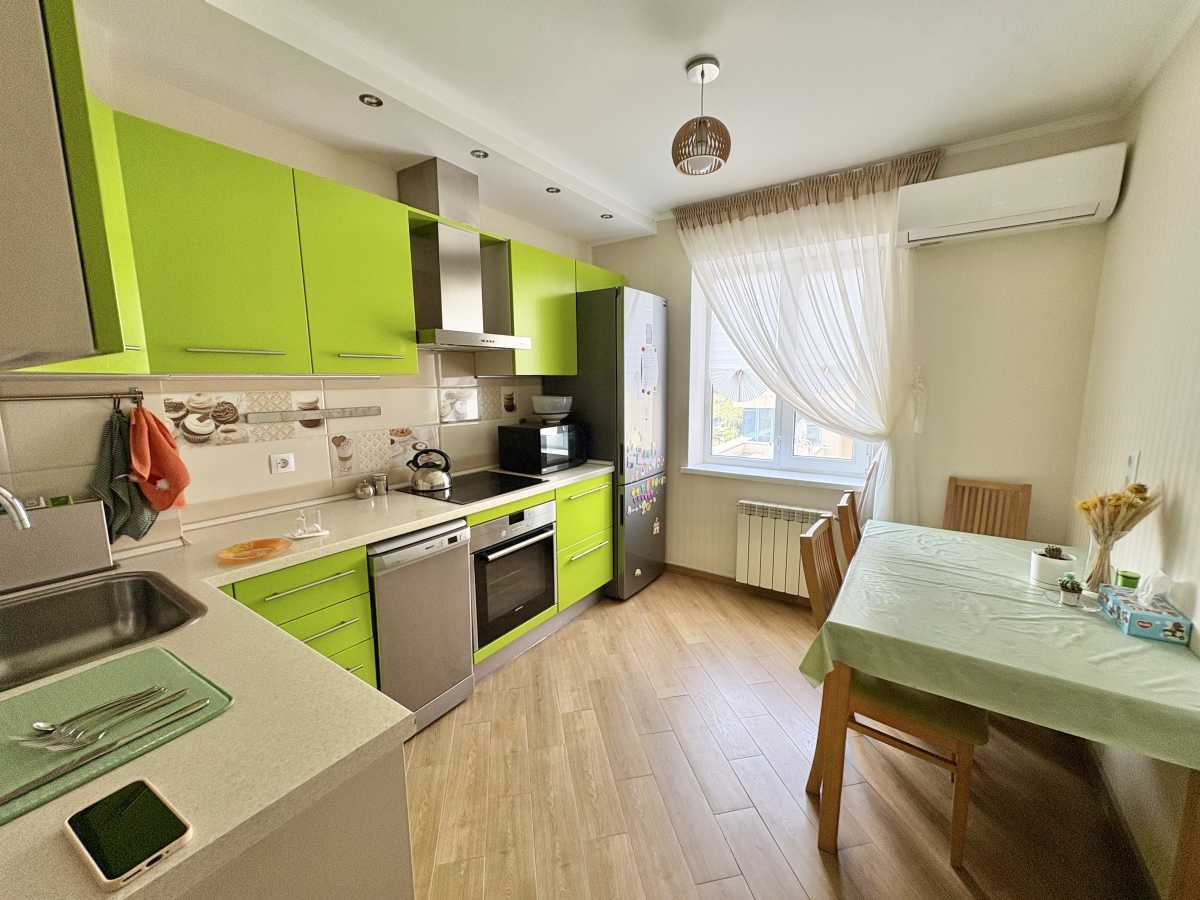 Аренда 3-комнатной квартиры 70 м², Красный пер., 7