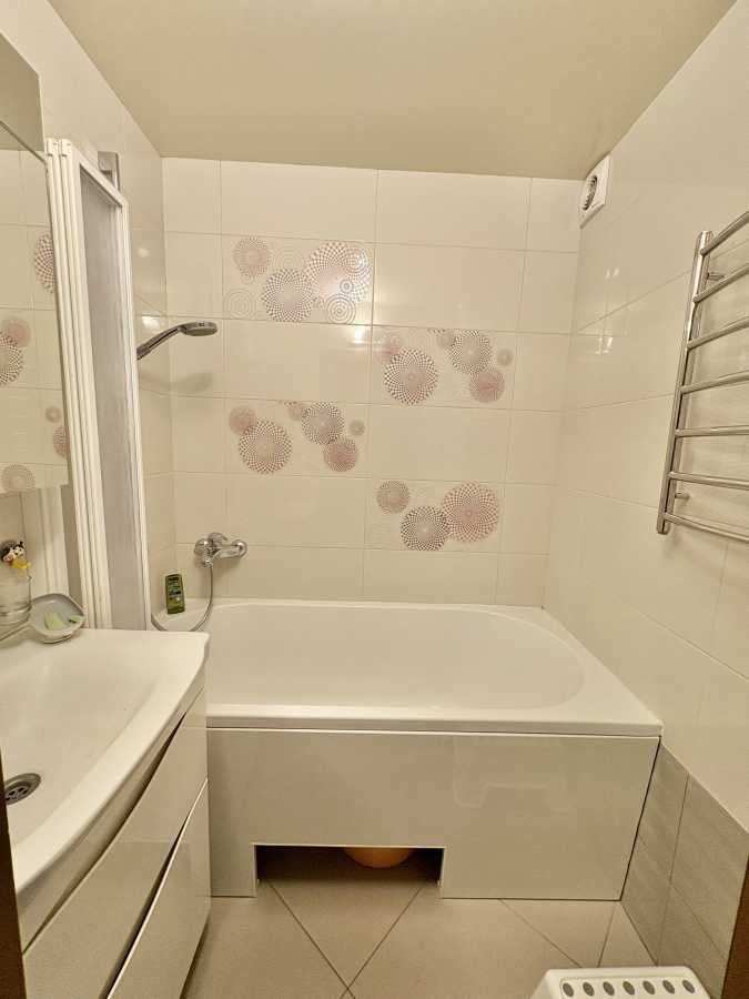 Аренда 3-комнатной квартиры 70 м², Красный пер., 7