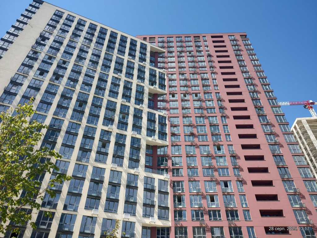 Продаж 2-кімнатної квартири 67.3 м², Родини Крістерів, 2