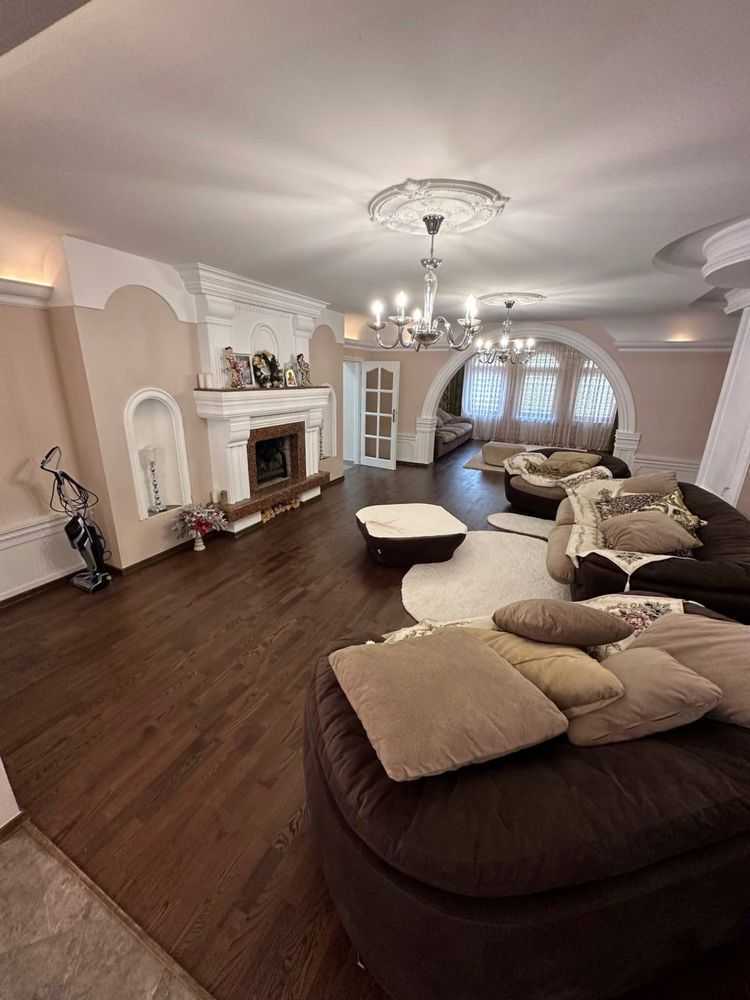 Продажа дома 500 м², Генерала Свободы ул.