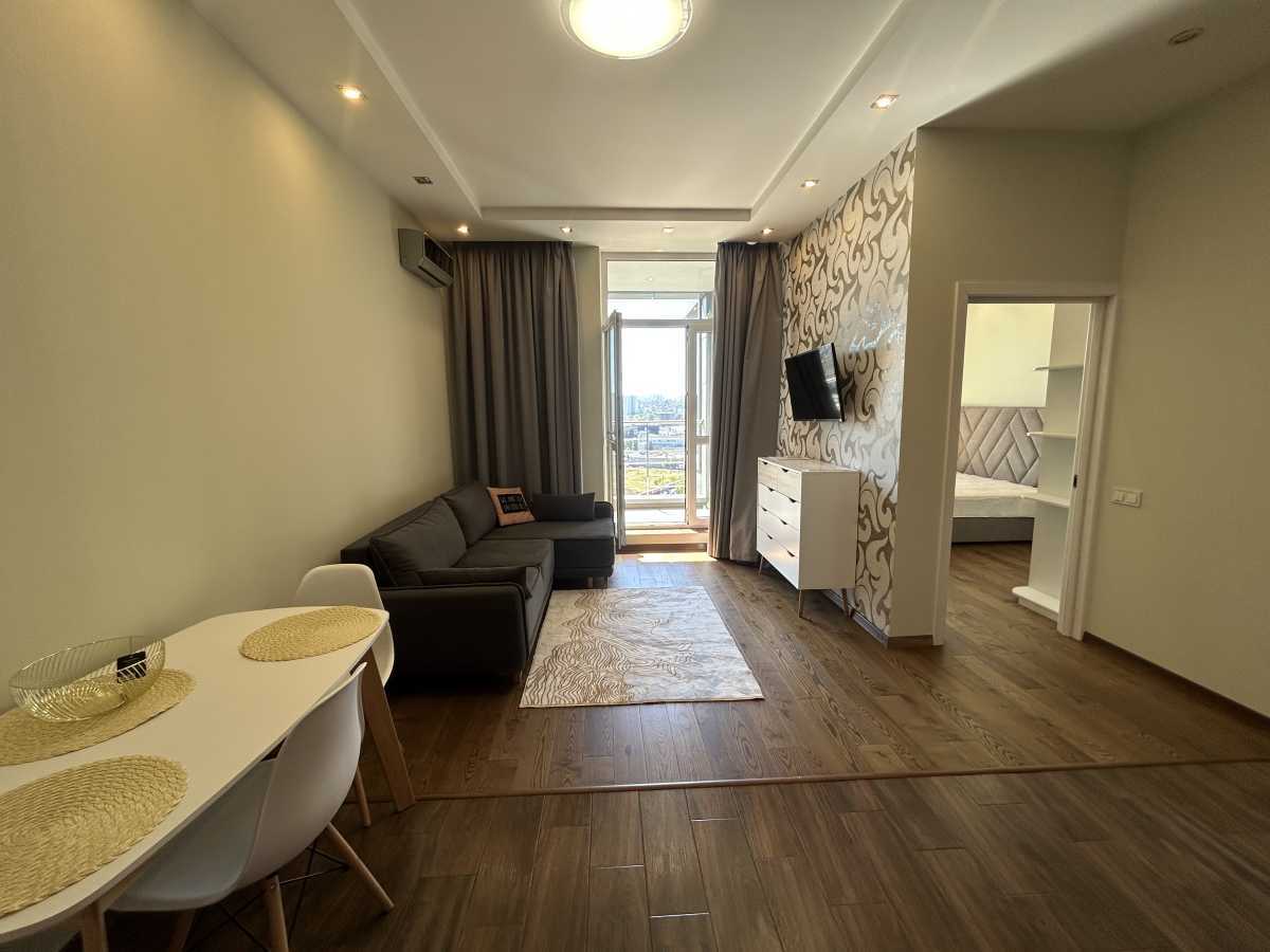 Оренда 2-кімнатної квартири 47 м², Джона Маккейна вул., 7