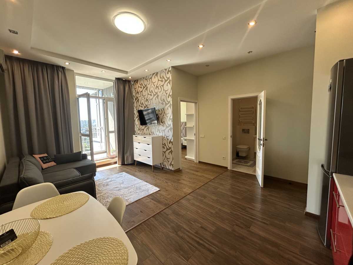 Оренда 2-кімнатної квартири 47 м², Джона Маккейна вул., 7