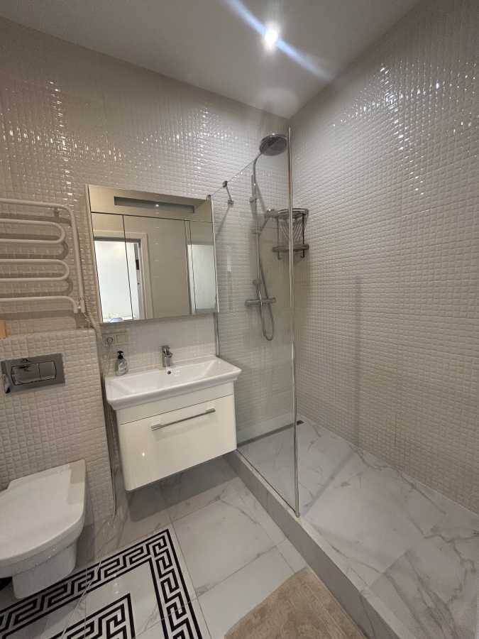 Оренда 2-кімнатної квартири 47 м², Джона Маккейна вул., 7