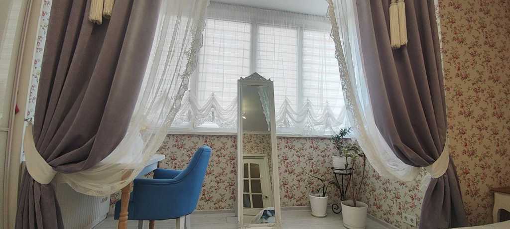 Продаж 3-кімнатної квартири 85 м², Виставкова вул., 14