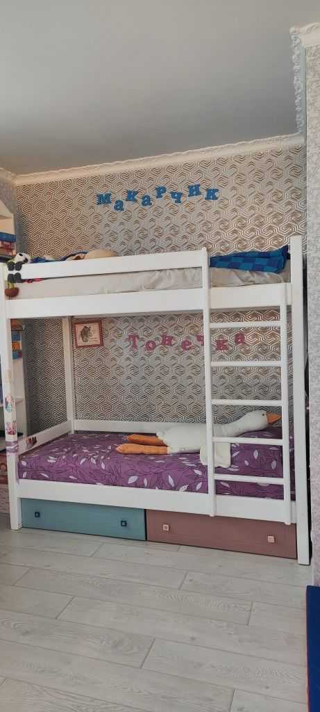 Продаж 3-кімнатної квартири 85 м², Виставкова вул., 14