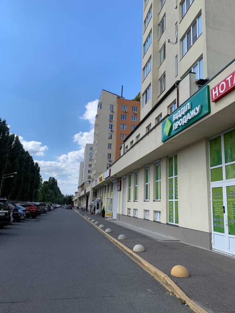 Продаж 3-кімнатної квартири 85 м², Виставкова вул., 14