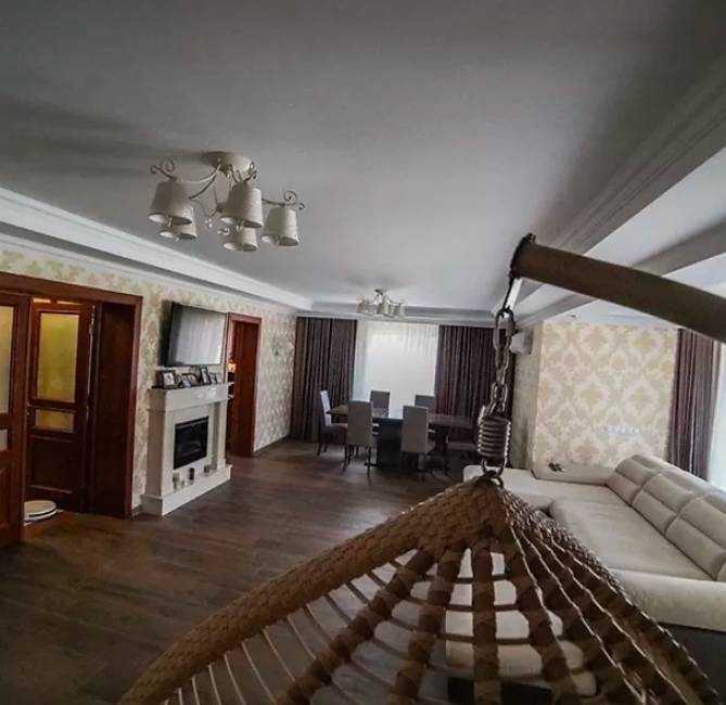 Продажа дома 350 м², Свободы ул.