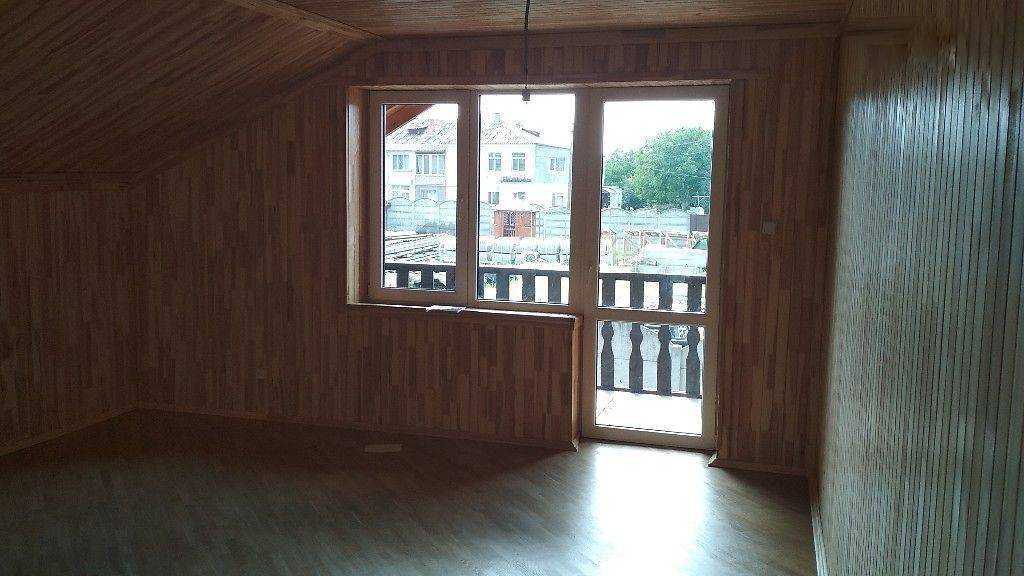 Продажа дома 275 м², поселок Клевань, улица Незалежності