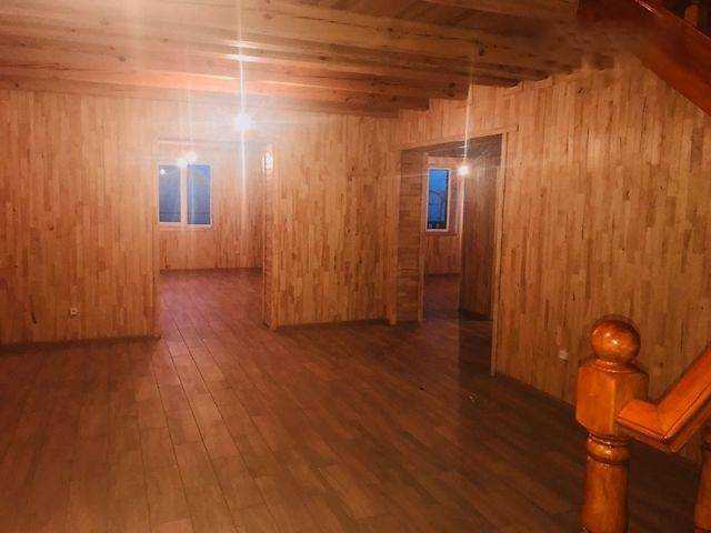 Продажа дома 275 м², поселок Клевань, улица Незалежності