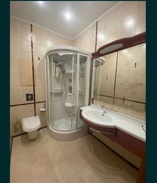 Аренда 4-комнатной квартиры 195 м², Старонаводницкая ул., 13