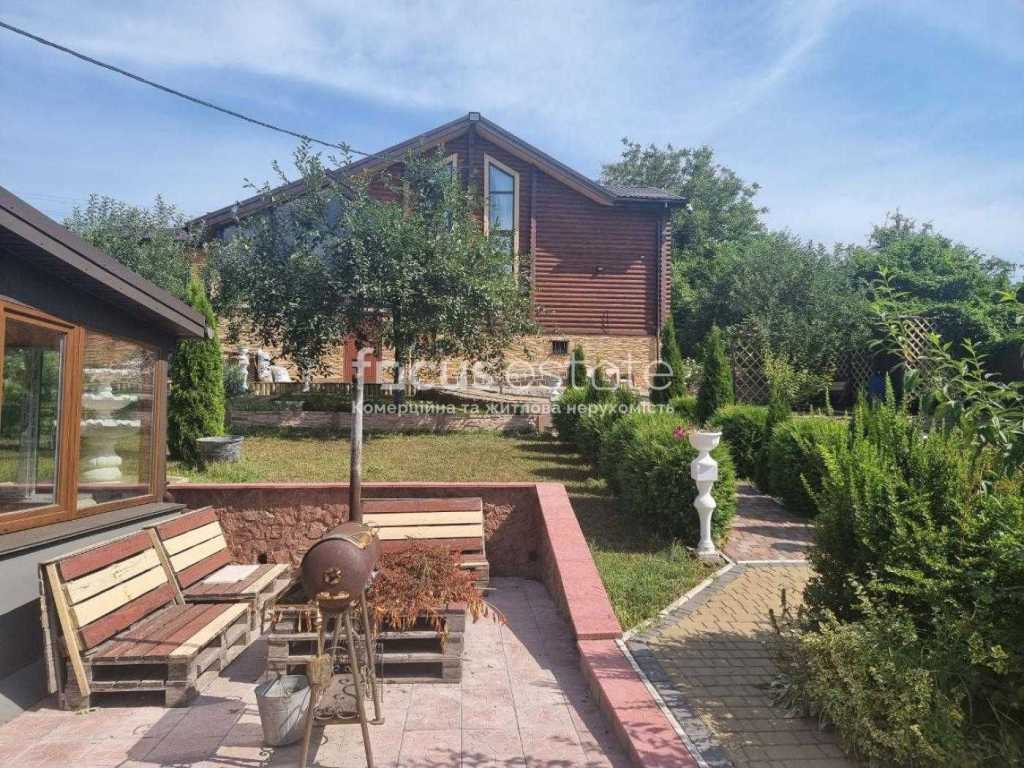 Аренда дома 165 м², Першотравнева, 3