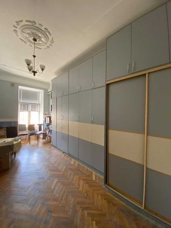 Продаж 3-кімнатної квартири 97 м², Саксаганського вул., 147/5