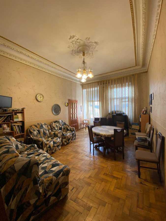 Продаж 3-кімнатної квартири 97 м², Саксаганського вул., 147/5