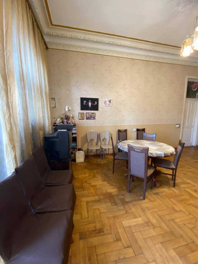 Продаж 3-кімнатної квартири 97 м², Саксаганського вул., 147/5