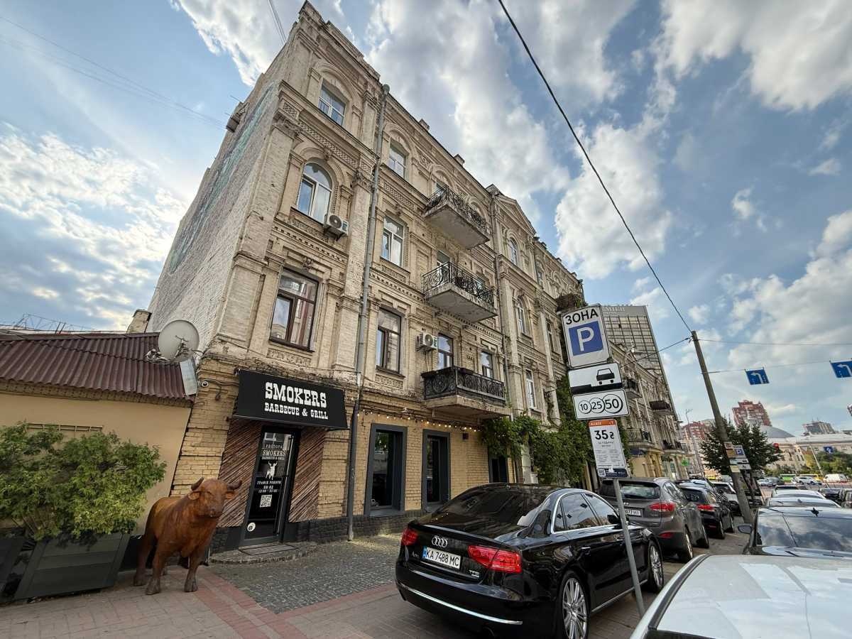 Продаж 3-кімнатної квартири 97 м², Саксаганського вул., 147/5
