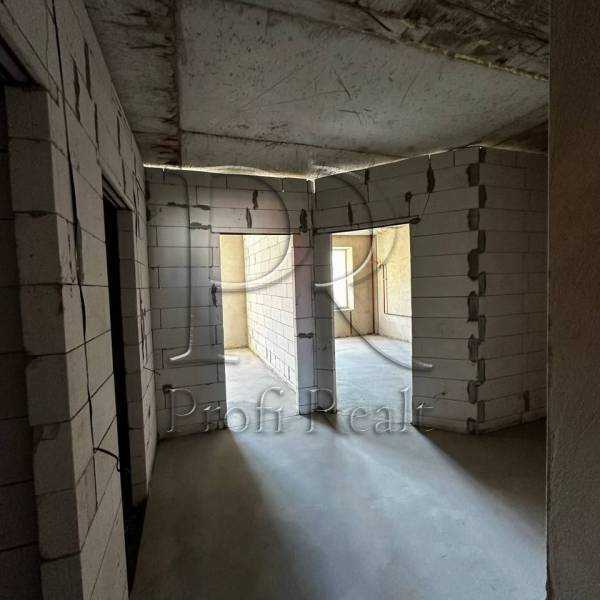 Продажа 2-комнатной квартиры 78 м², Тарасовская ул., 1