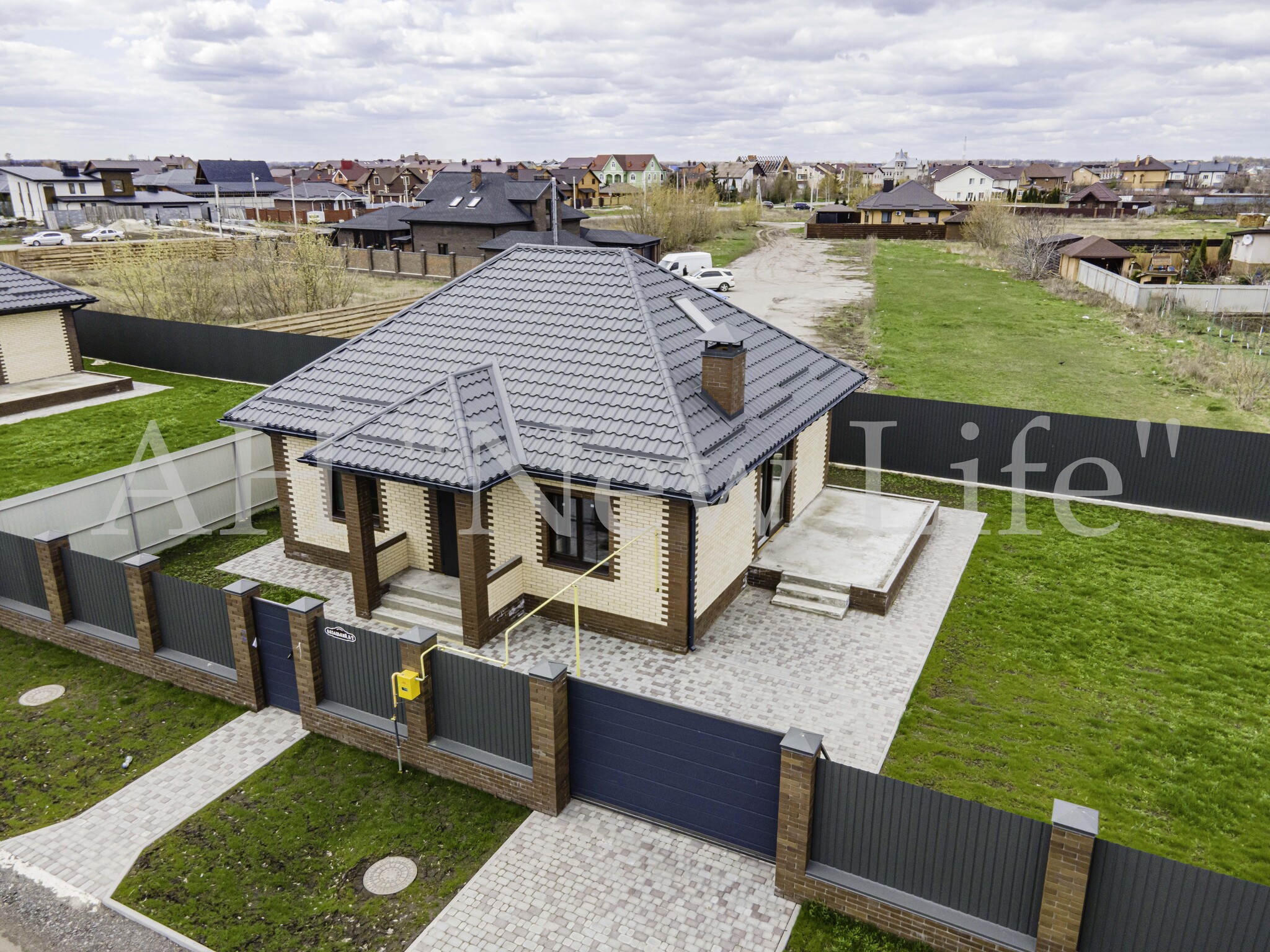 Продаж будинку 120 м², Козацький просп.