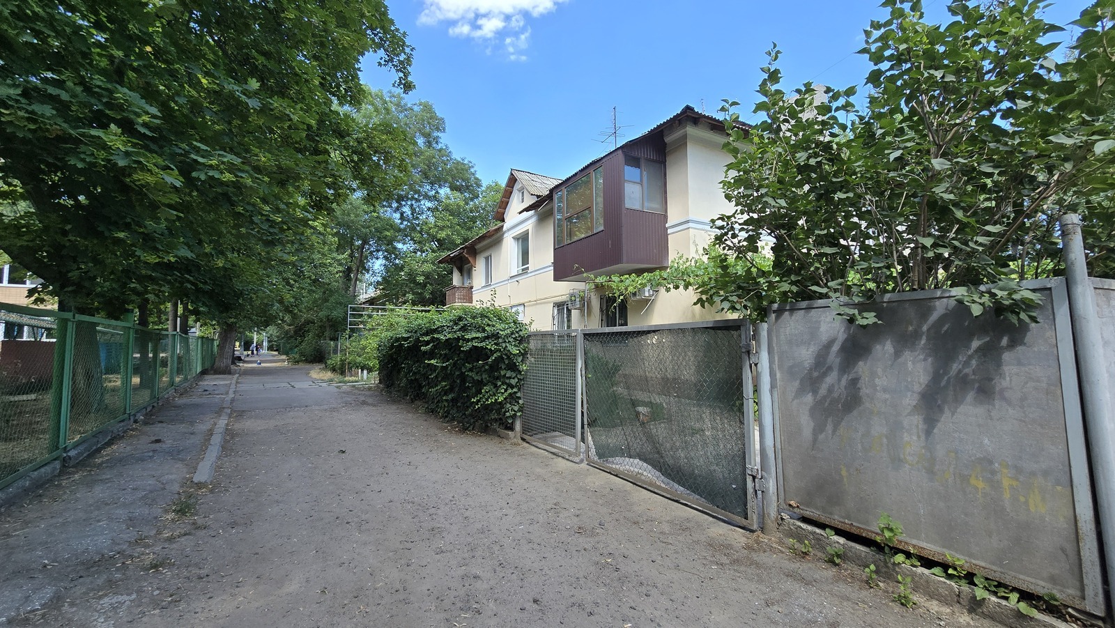 Продажа 3-комнатной квартиры 57.4 м², Контр-адмирала Лунина ул., 3