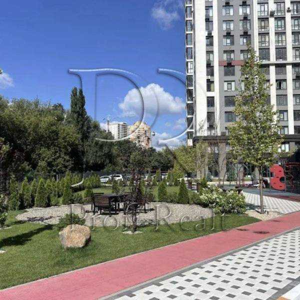 Продаж 1-кімнатної квартири 44 м², Любомира Гузара просп., 15