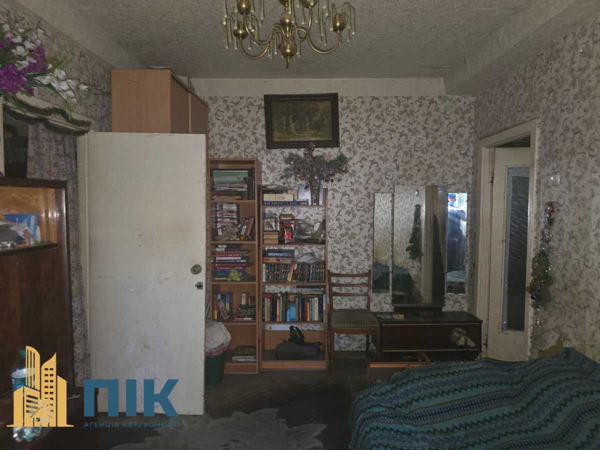 Продаж 2-кімнатної квартири 43 м², Братиславська вул., 26