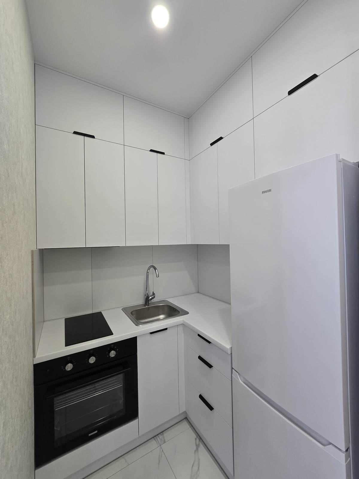 Продажа 2-комнатной квартиры 45 м², Жемчужная ул.