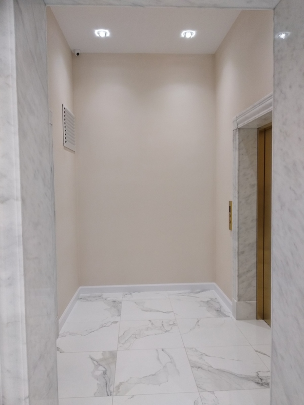 Продажа 2-комнатной квартиры 45 м², Жемчужная ул.